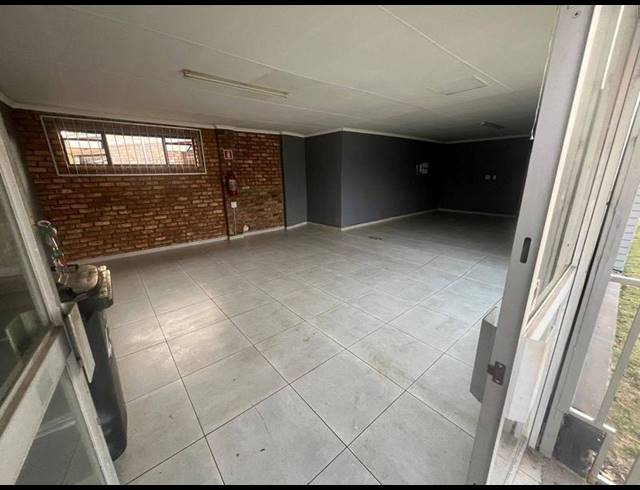 BUSINESS PROPERTY TO RENT IN GEDULD EXT 1